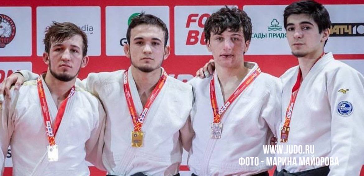 Спортсмен из КЧР Анзор Гогов стал медалистом Первенства России по дзюдо